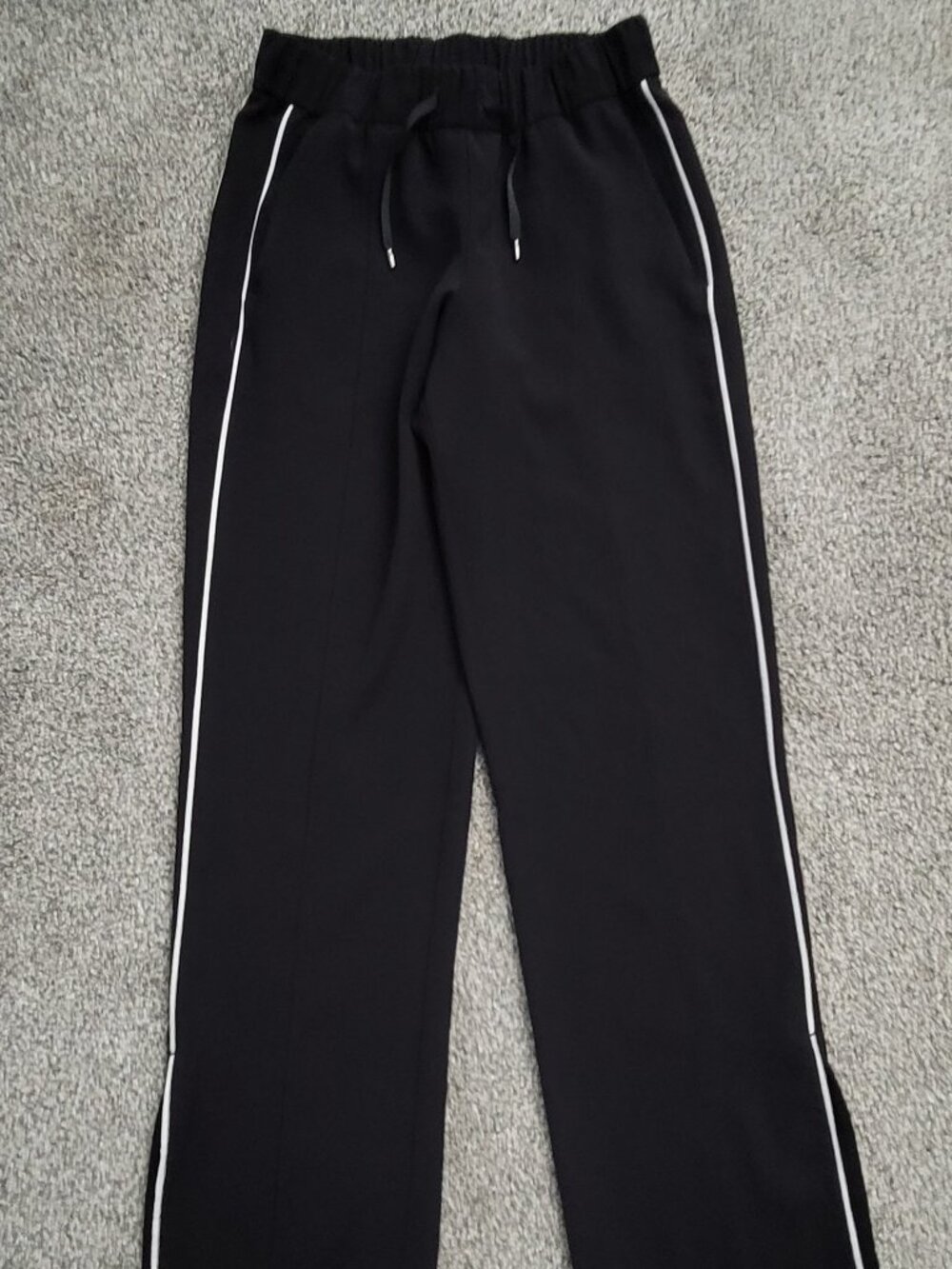 lululemon Black Track Pants Women's Size 4 Drawstring Elastic Waist Straight Leg